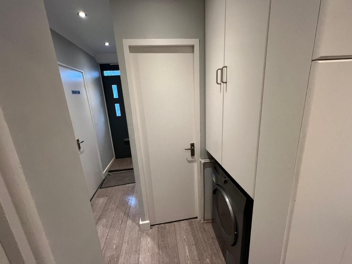 Holiday Properties Vauxhall Central Rooms Лондон Екстер'єр фото