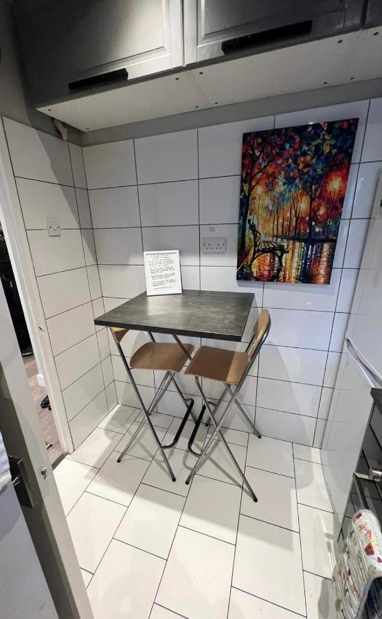Holiday Properties Vauxhall Central Rooms Лондон Екстер'єр фото