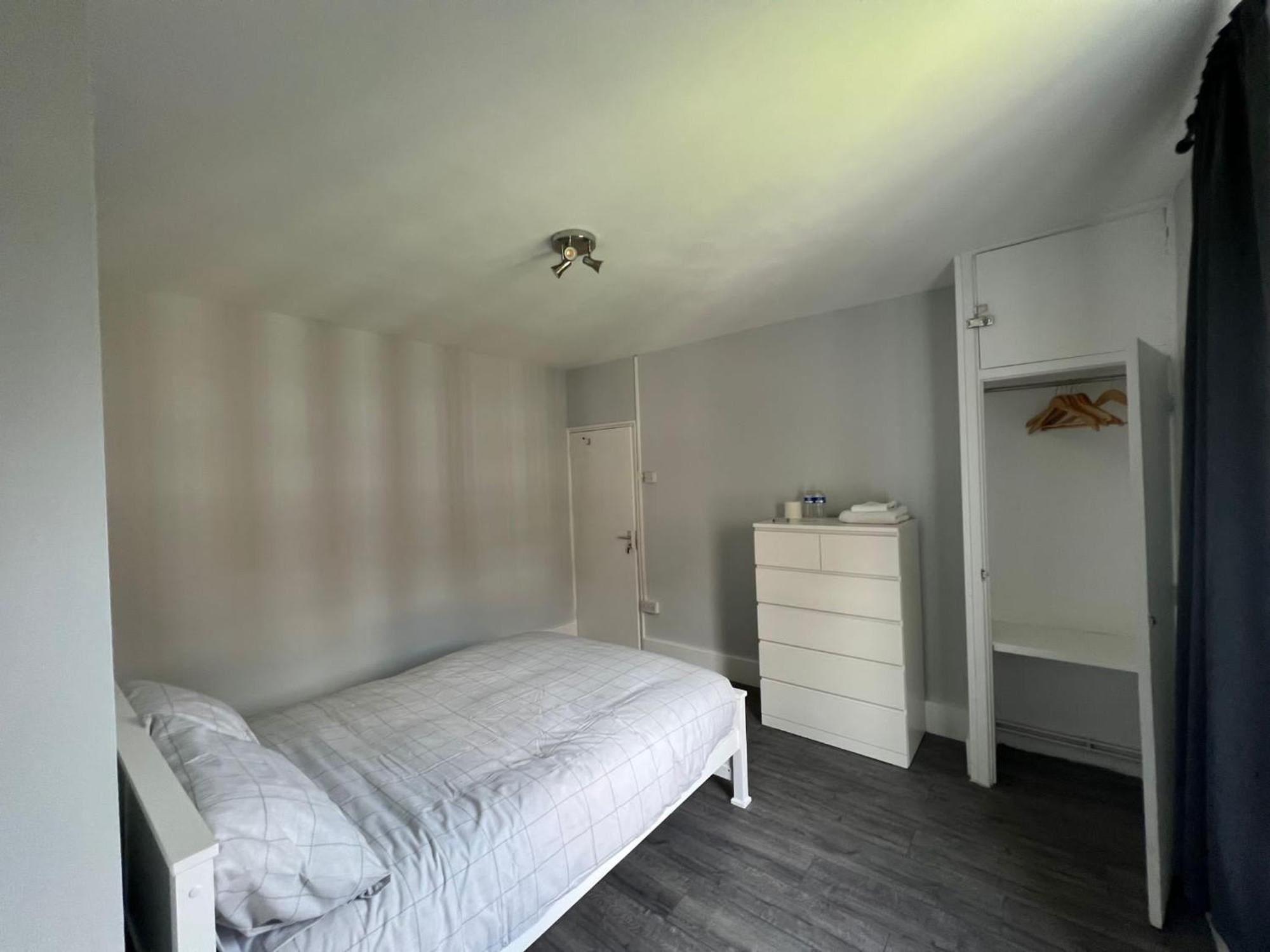 Holiday Properties Vauxhall Central Rooms Лондон Екстер'єр фото